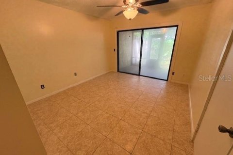 Villa ou maison à vendre à Tampa, Floride: 3 chambres, 131.09 m2 № 2304938 - photo 15