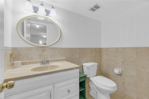 Купить кондоминиум в Холливуд, Флорида 1 спальня, 73.02м2, № 1930477 - фото 13