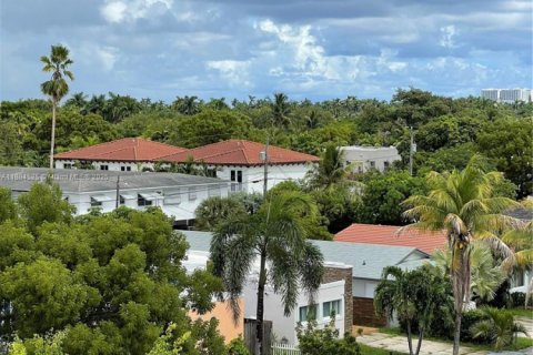 Купить кондоминиум в Холливуд, Флорида 1 спальня, 73.02м2, № 1930477 - фото 29