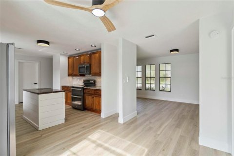 Casa en venta en Bradenton, Florida, 4 dormitorios, 209.96 m2 № 1833332 - foto 13