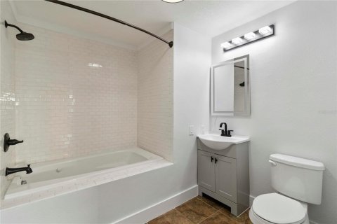 Casa en venta en Bradenton, Florida, 4 dormitorios, 209.96 m2 № 1833332 - foto 29