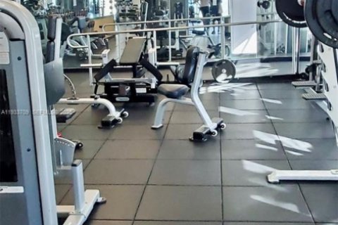 Condominio en alquiler en Miami, Florida, 1 dormitorio, 65.5 m2 № 1991990 - foto 20