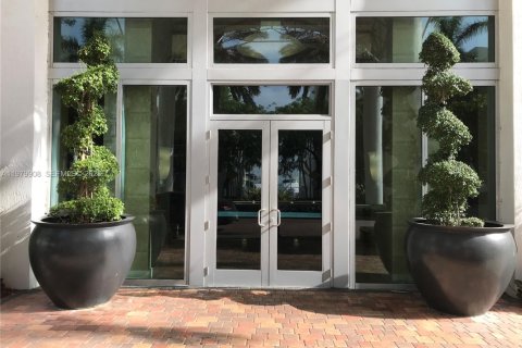 Copropriété à louer à North Bay Village, Floride: 2 chambres, 116.22 m2 № 2046327 - photo 28