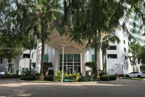 Copropriété à louer à North Bay Village, Floride: 2 chambres, 116.22 m2 № 2046327 - photo 29