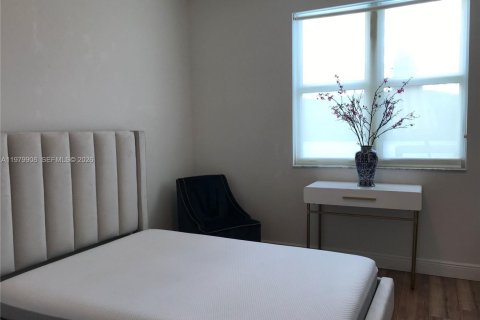 Copropriété à louer à North Bay Village, Floride: 2 chambres, 116.22 m2 № 2046327 - photo 20