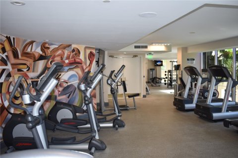 Condominio en venta en Sunny Isles Beach, Florida, 3 dormitorios, 194.17 m2 № 2032823 - foto 13