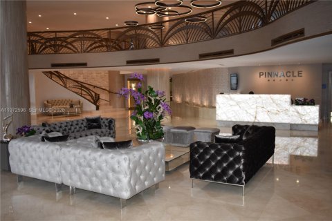 Condominio en venta en Sunny Isles Beach, Florida, 3 dormitorios, 194.17 m2 № 2032823 - foto 4