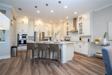 House in Winter Garden, Florida 4 bedrooms, 272.67 sq.m. № 2097495 - photo 24