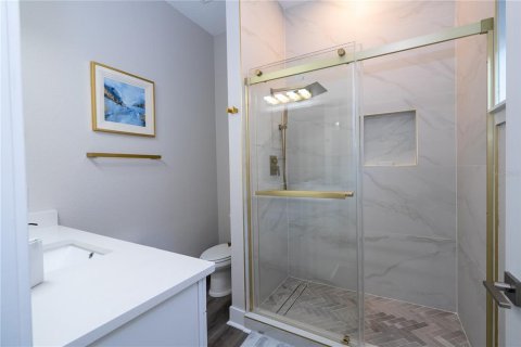House in Winter Garden, Florida 4 bedrooms, 272.67 sq.m. № 2097495 - photo 30