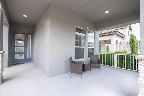House in Winter Garden, Florida 4 bedrooms, 272.67 sq.m. № 2097495 - photo 8