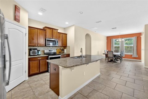 Casa en venta en Kissimmee, Florida, 4 dormitorios, 221.29 m2 № 1908100 - foto 7