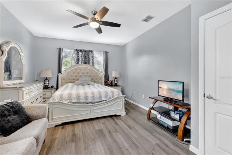 Casa en venta en Kissimmee, Florida, 4 dormitorios, 221.29 m2 № 1908100 - foto 10