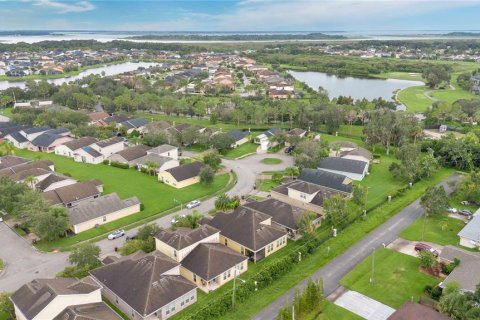 Casa en venta en Kissimmee, Florida, 4 dormitorios, 221.29 m2 № 1908100 - foto 27