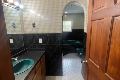 Casa en alquiler en Melrose, Florida, 4 dormitorios, 232.44 m2 № 1912357 - foto 24