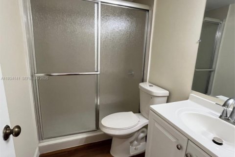 Купить кондоминиум в Катлер-Бей, Флорида 2 спальни, 110.74м2, № 1992825 - фото 6