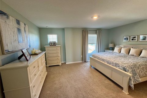 Townhouse in Sarasota, Florida 3 bedrooms, 158.49 sq.m. № 2123139 - photo 10