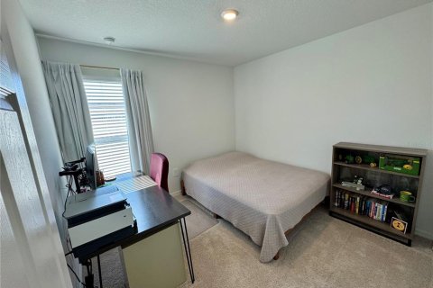 Townhouse in Sarasota, Florida 3 bedrooms, 158.49 sq.m. № 2123139 - photo 13