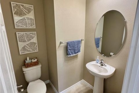 Townhouse in Sarasota, Florida 3 bedrooms, 158.49 sq.m. № 2123139 - photo 9
