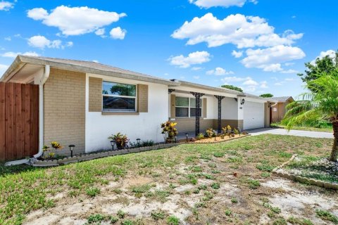Villa ou maison à vendre à New Port Richey, Floride: 2 chambres, 129.97 m2 № 2196071 - photo 22