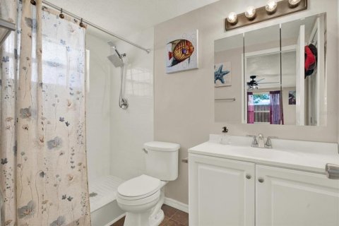 Villa ou maison à vendre à New Port Richey, Floride: 2 chambres, 129.97 m2 № 2196071 - photo 15
