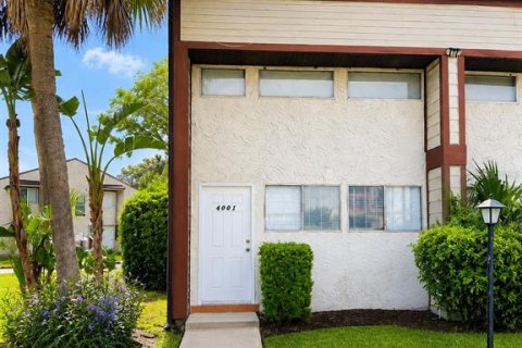 Condo in Orlando, Florida, 1 bedroom № 2238058