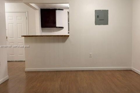 Copropriété à louer à Miami, Floride: 2 chambres, 131.46 m2 № 1990091 - photo 5