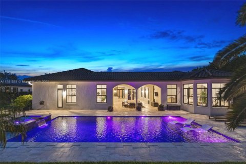 Casa en venta en Davie, Florida, 5 dormitorios, 474.36 m2 № 1929604 - foto 3