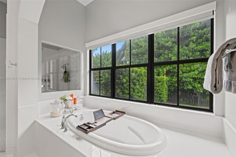 Casa en venta en Davie, Florida, 5 dormitorios, 474.36 m2 № 1929604 - foto 25