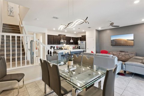 Touwnhouse à vendre à Davenport, Floride: 5 chambres, 211.91 m2 № 2408339 - photo 12