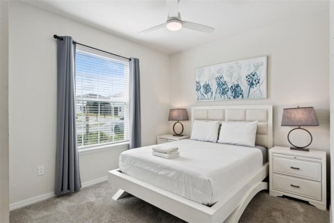 Touwnhouse à vendre à Davenport, Floride: 5 chambres, 211.91 m2 № 2408339 - photo 9