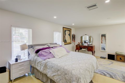 Villa ou maison à vendre à Hollywood, Floride: 5 chambres, 262.91 m2 № 2017440 - photo 21