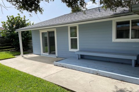 House in New Smyrna Beach, Florida 2 bedrooms № 828643 - photo 8