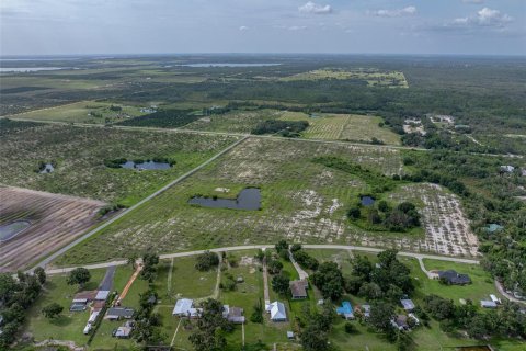 Terreno en venta en Frostproof, Florida № 1901767 - foto 3