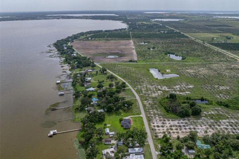 Terreno en venta en Frostproof, Florida № 1901767 - foto 4