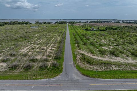 Terreno en venta en Frostproof, Florida № 1901767 - foto 8