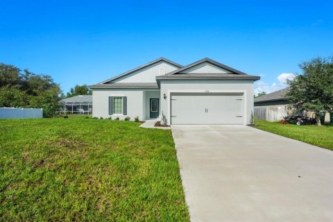 Casa en Deltona, Florida 3 dormitorios, 143.07 m2 № 2379204