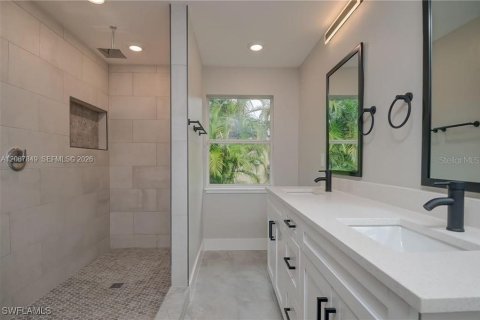 Villa ou maison à vendre à Cape Coral, Floride: 3 chambres, 165.83 m2 № 2299432 - photo 12
