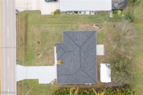 Villa ou maison à vendre à Cape Coral, Floride: 3 chambres, 165.83 m2 № 2299432 - photo 25