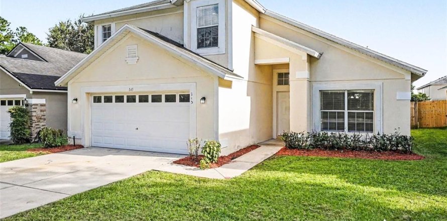 Villa ou maison à Sanford, Floride 4 chambres, 191.47 m2 № 2356089