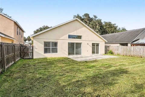 Villa ou maison à vendre à Sanford, Floride: 4 chambres, 191.47 m2 № 2356089 - photo 15