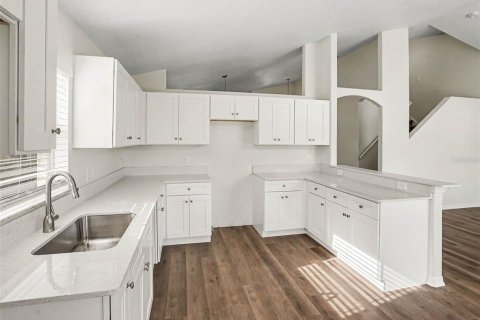 Villa ou maison à vendre à Sanford, Floride: 4 chambres, 191.47 m2 № 2356089 - photo 7