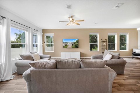 Casa en venta en Ocoee, Florida, 4 dormitorios, 227.52 m2 № 1911083 - foto 13