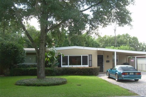 Villa ou maison à louer à Orlando, Floride: 3 chambres, 175.96 m2 № 1901517 - photo 1