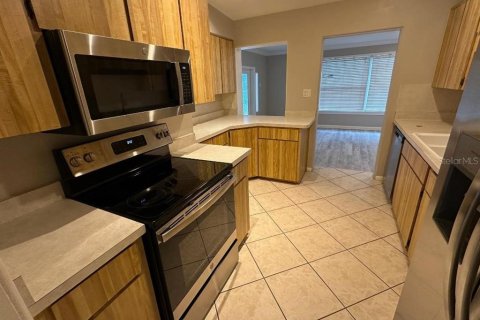 Casa en alquiler en Orlando, Florida, 3 dormitorios, 175.96 m2 № 1901517 - foto 5