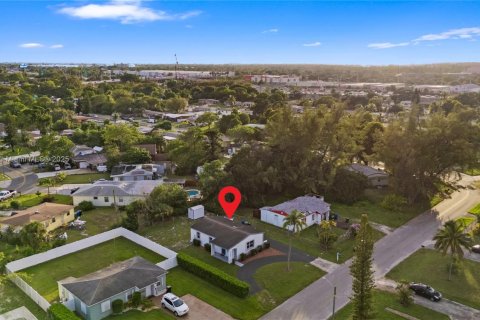 Villa ou maison à vendre à Fort Lauderdale, Floride: 3 chambres, 86.96 m2 № 1967565 - photo 28