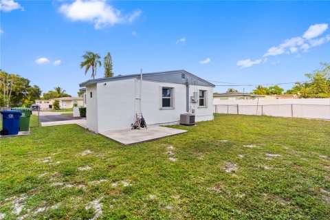 Villa ou maison à vendre à Fort Lauderdale, Floride: 3 chambres, 86.96 m2 № 1967565 - photo 3