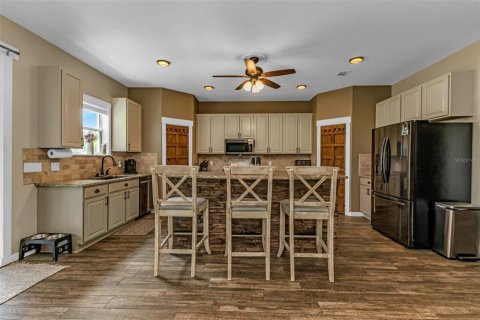 Casa en venta en Punta Gorda, Florida, 4 dormitorios, 317.73 m2 № 1840312 - foto 11