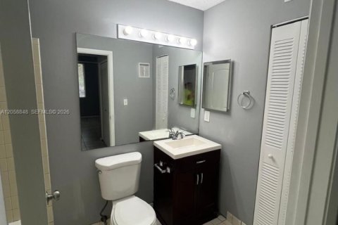 Copropriété à louer à Coconut Creek, Floride: 1 chambre, 57.6 m2 № 2168784 - photo 9