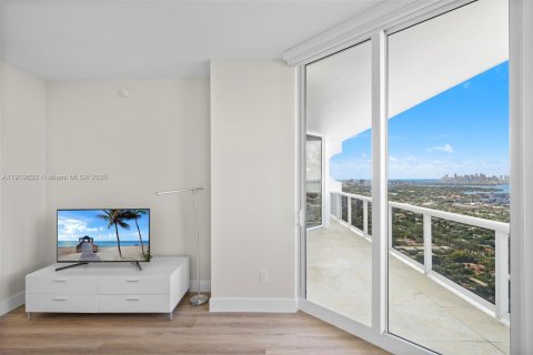 Copropriété à louer à Miami Beach, Floride: 1 chambre, 107.77 m2 № 2018626 - photo 12