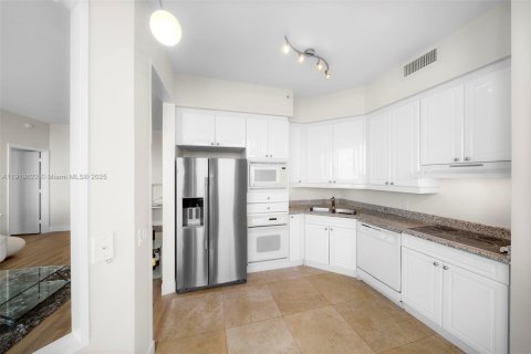 Copropriété à louer à Miami Beach, Floride: 1 chambre, 107.77 m2 № 2018626 - photo 8